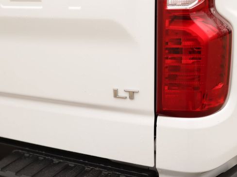 Used 2024 Chevrolet Silverado 1500 LT w/ Z71 Off-Road Package image 34