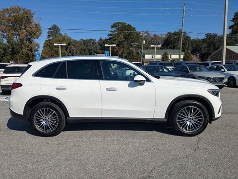 New 2026 Mercedes-Benz GLC 300 image 3