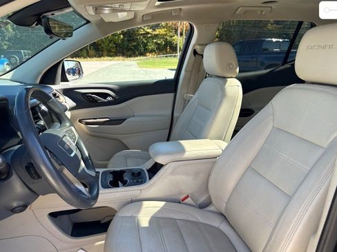 Used 2020 GMC Acadia Denali w/ Trailering Package image 9