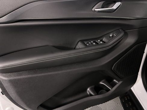 Certified 2024 Jeep Grand Cherokee L Altitude image 24