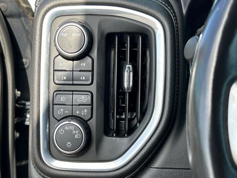 Used 2021 Chevrolet Silverado 1500 LT Trail Boss w/ Convenience Package II AWD/4WD image 32