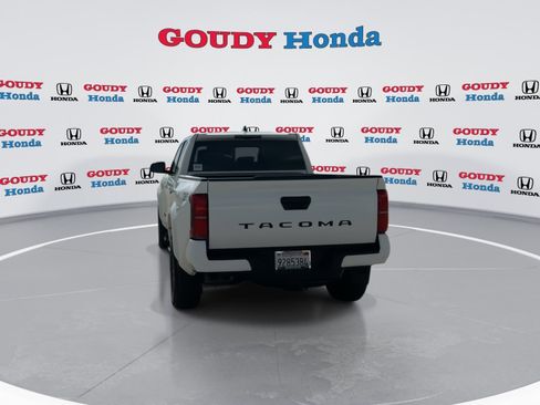 Used 2024 Toyota Tacoma TRD Sport w/ TRD Sport Upgrade Package RWD image 7