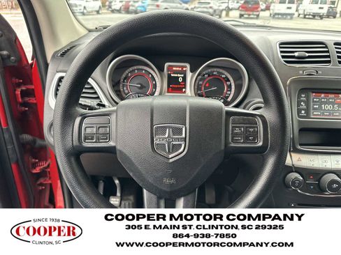 Used 2020 Dodge Journey SE image 26