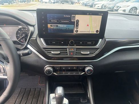 Certified 2024 Nissan Altima 2.5 SR w/ SR Premium Package image 36