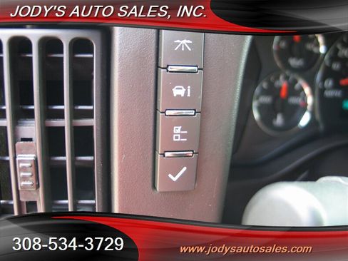 Used 2014 Chevrolet Express 2500 LS image 4