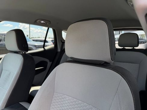 Used 2020 GMC Terrain SLE FWD image 11