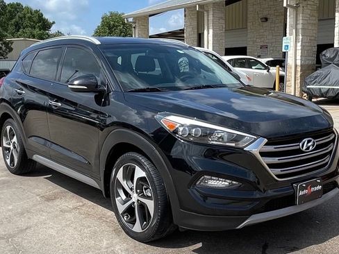 Used 2017 Hyundai Tucson Limited w/ Cargo Package FWD image 3