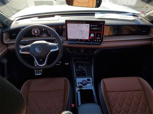 New 2026 Volkswagen Tiguan SEL R-Line image 15