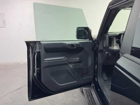 Used 2025 Ford Bronco Outer Banks AWD/4WD image 11