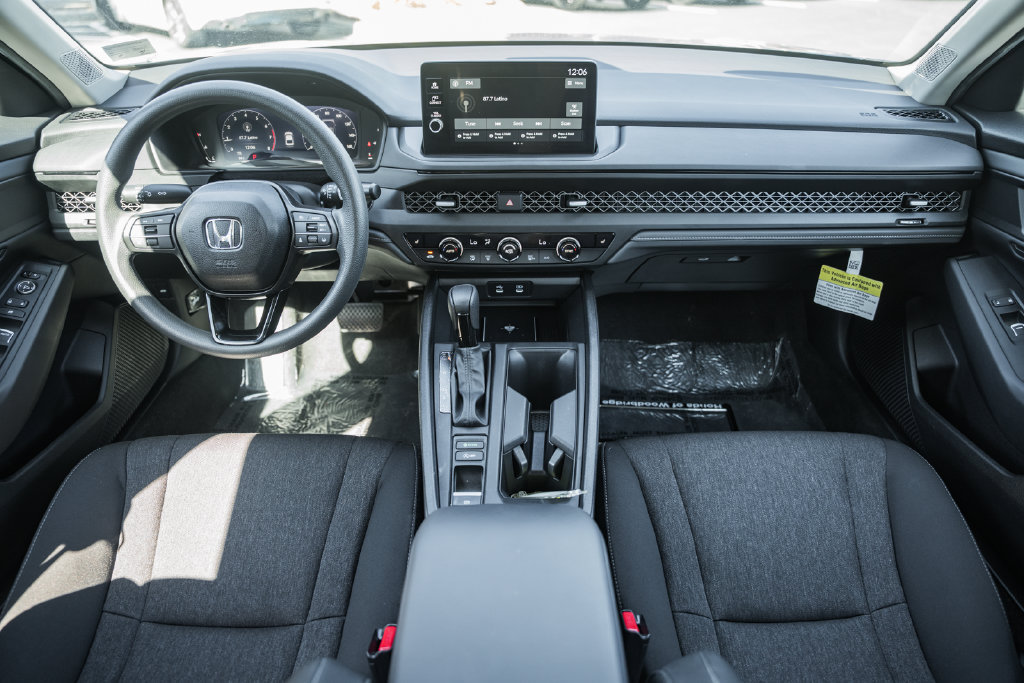 Certified 2026 Honda Accord SE image 17