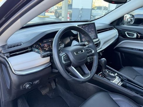 Used 2022 Jeep Compass Limited w/ Sun and Sound Group image 12