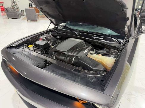 Used 2022 Dodge Challenger R/T w/ Blacktop Package image 21