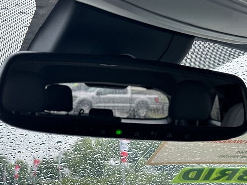 Certified 2025 Toyota Sienna XLE w/ XLE Plus Package image 26