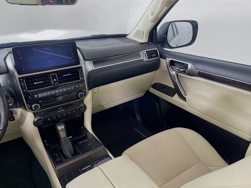 Used 2023 Lexus GX 460 Premium w/ Premium Plus Package AWD/4WD image 25