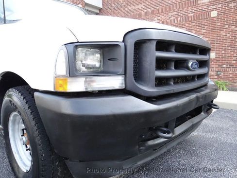 Used 2004 Ford F350 2WD Regular Cab Super Duty image 4