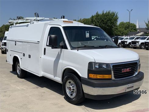 Used 2021 GMC Savana 3500 w/ Power Convenience Package RWD image 3