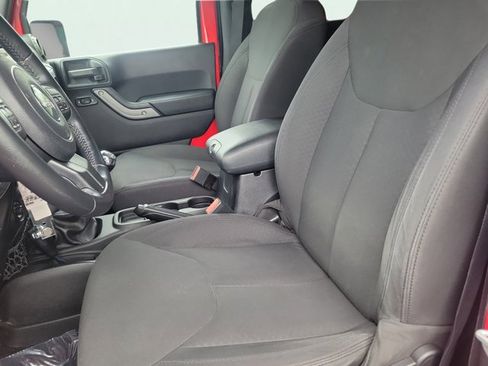 Used 2015 Jeep Wrangler Sport w/ Quick Order Package 23S AWD/4WD image 18