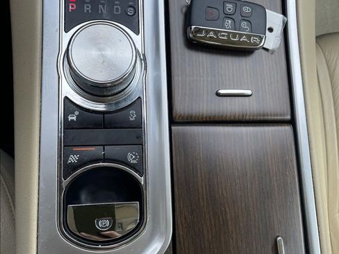 Used 2013 Jaguar XF 3.0 image 71