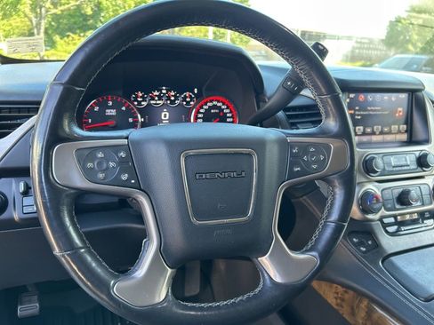 Used 2016 GMC Yukon Denali w/ Open Road Package AWD/4WD image 11