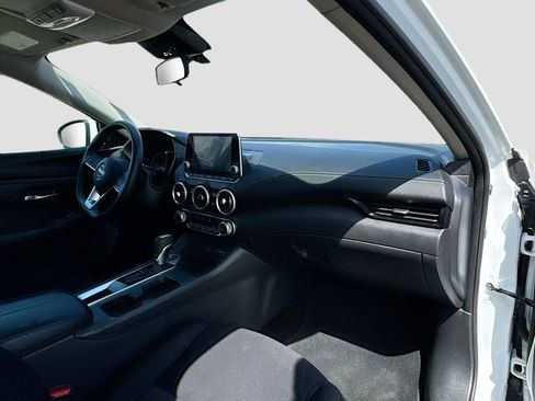 Used 2024 Nissan Sentra SV w/ Trunk Package image 15