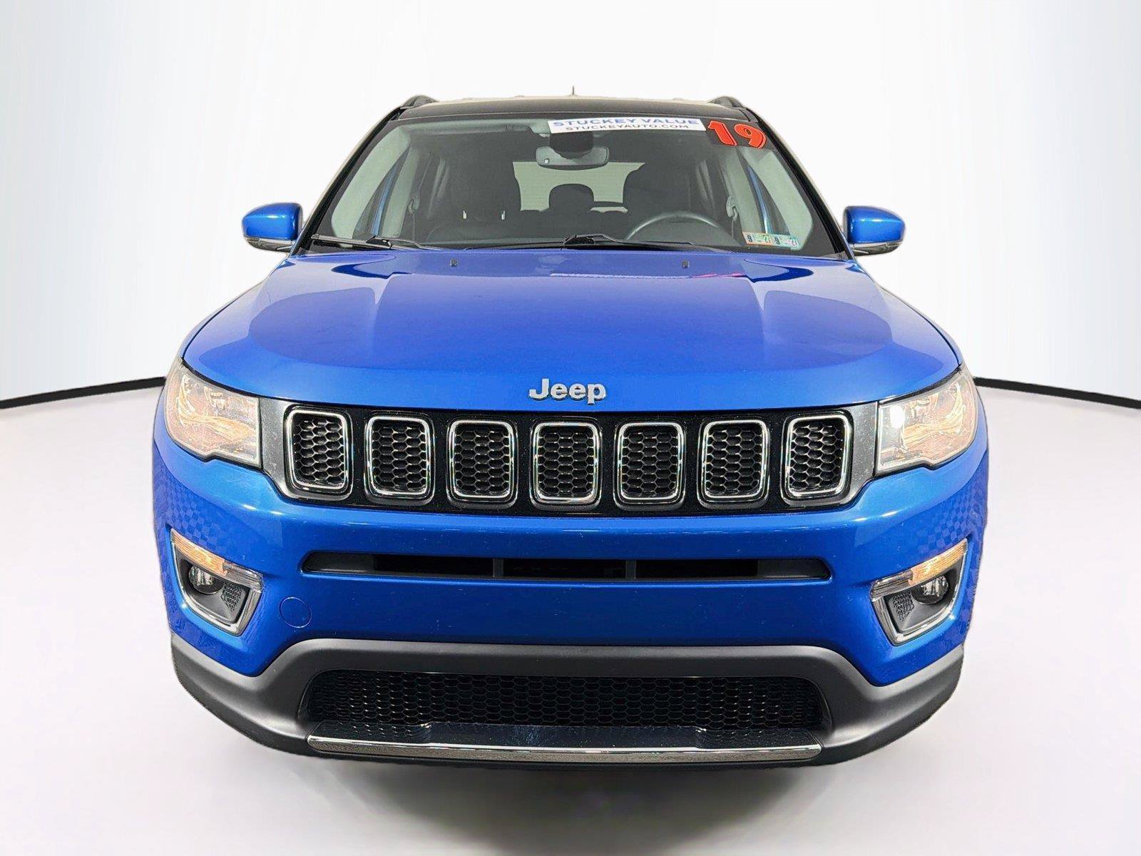 Used 2019 Jeep Compass Limited AWD/4WD image 6