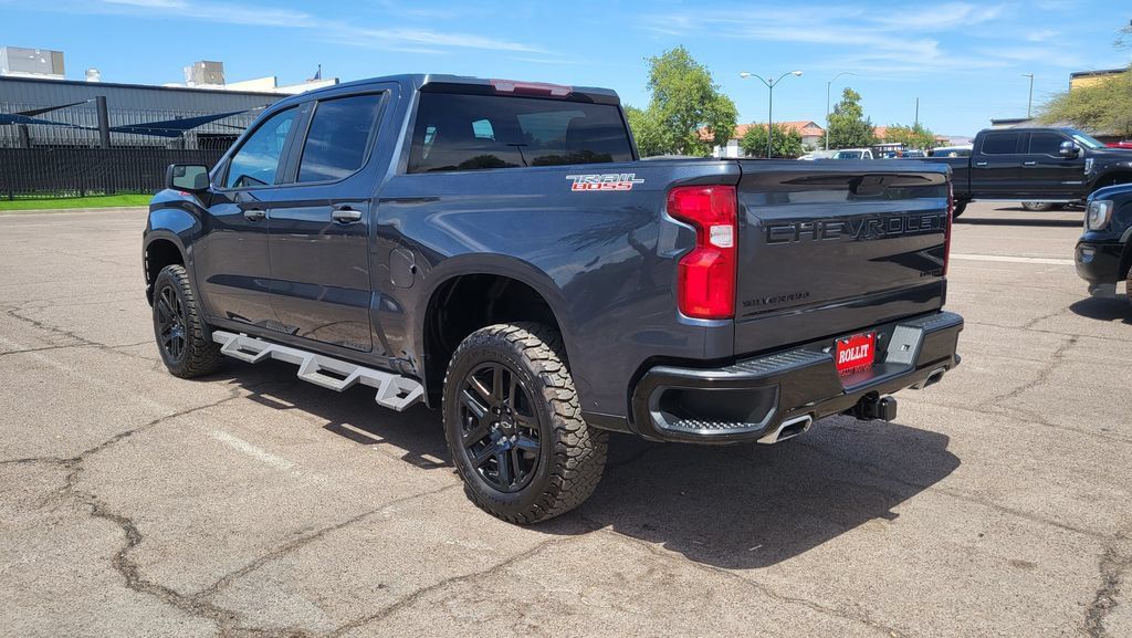 Used 2021 Chevrolet Silverado 1500 Custom Trail Boss w/ LPO, Dark Essentials Package AWD/4WD image 8