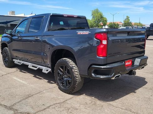 Used 2021 Chevrolet Silverado 1500 Custom Trail Boss w/ LPO, Dark Essentials Package AWD/4WD image 8