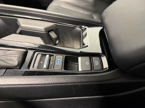 Used 2023 Honda Accord EX-L image 25