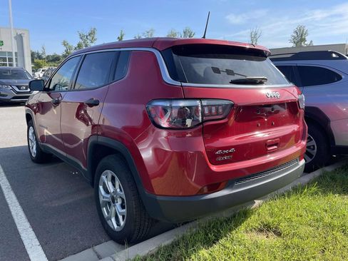 Used 2025 Jeep Compass Sport AWD/4WD image 3