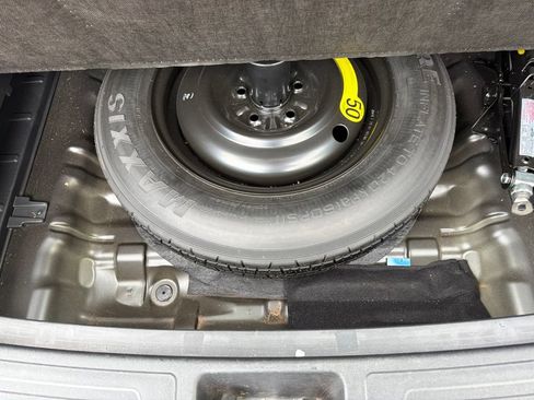 Used 2014 Hyundai Tucson Limited w/ Technology Package 02 FWD image 8