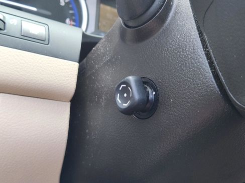 Used 2009 Lexus LX 570 4WD image 29