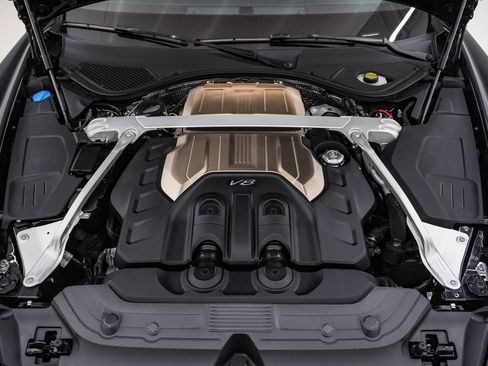 Used 2022 Bentley Continental GT AWD/4WD image 36