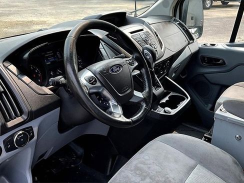 Used 2018 Ford Transit 250 130 Low Roof image 5