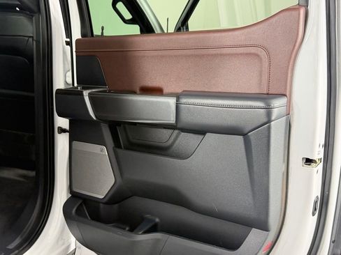 Used 2021 Ford F150 Lariat w/ Equipment Group 502A High image 30