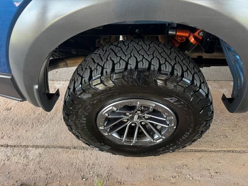Used 2019 Ford F150 Raptor w/ Equipment Group 802A Luxury AWD/4WD image 26
