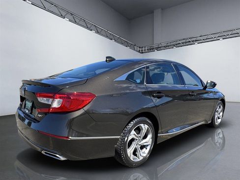 Used 2018 Honda Accord EX-L image 7