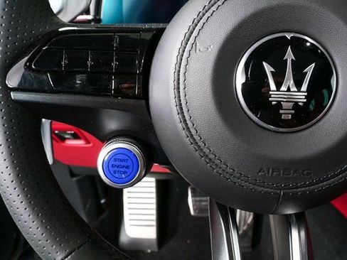 New 2026 Maserati Grecale Folgore AWD/4WD image 11