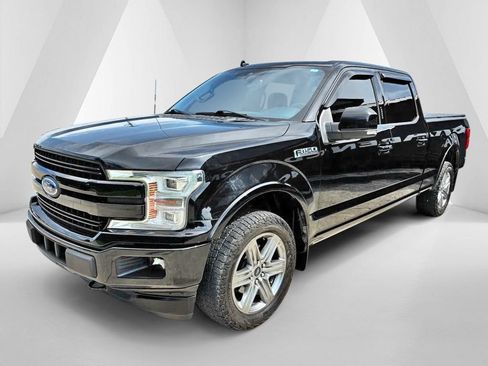 Used 2018 Ford F150 Lariat w/ Equipment Group 502A Luxury AWD/4WD image 3