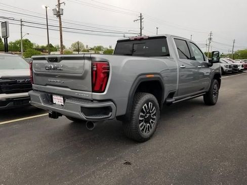 New 2026 GMC Sierra 2500 Denali Ultimate AWD/4WD image 3