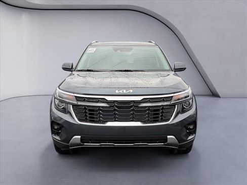 New 2026 Kia Seltos EX image 8