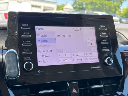 Used 2022 Toyota Camry LE FWD image 23