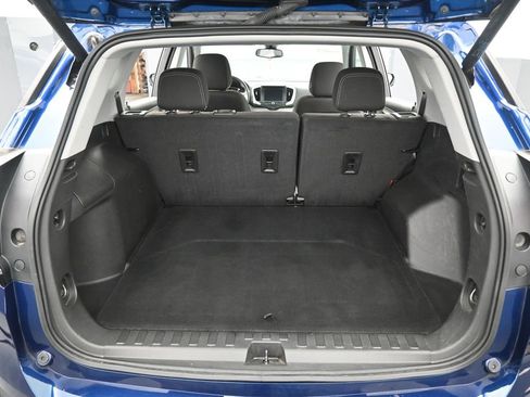 Used 2023 GMC Terrain SLE w/ Driver Convenience Package FWD image 28