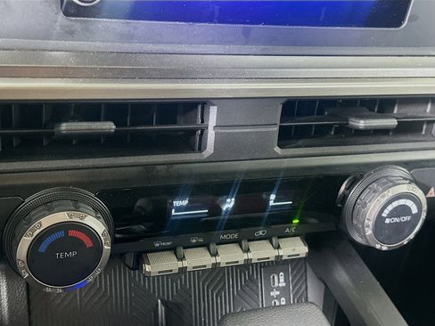 Used 2025 Toyota 4Runner SR5 image 22