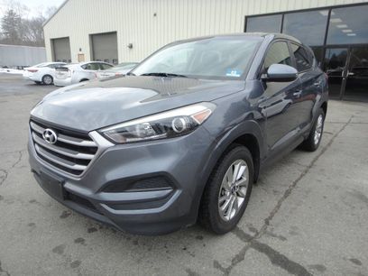 Used 2018 Hyundai Tucson SE w/ Cargo Package