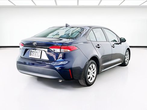 Used 2023 Toyota Corolla LE FWD image 4