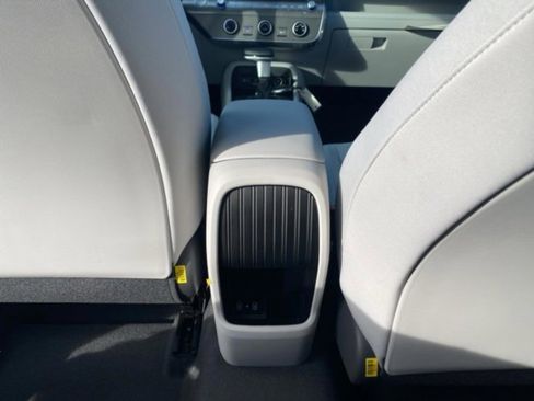 New 2026 Hyundai Kona SE FWD image 30