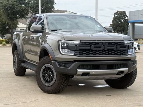 Used 2025 Ford Ranger Raptor AWD/4WD image 3