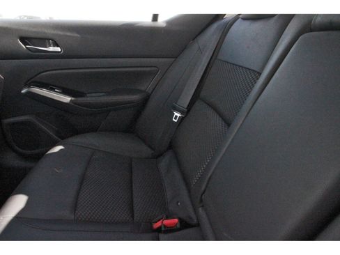 Certified 2025 Nissan Altima 2.5 SR AWD/4WD image 13