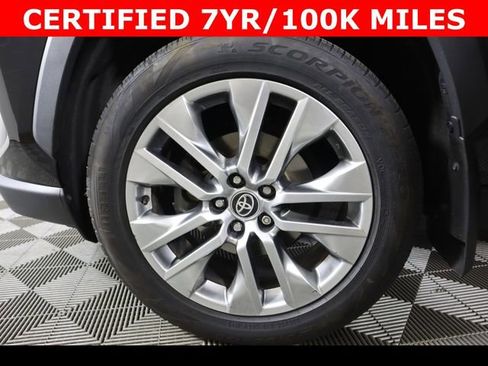 Used 2023 Toyota RAV4 XLE Premium AWD/4WD image 33