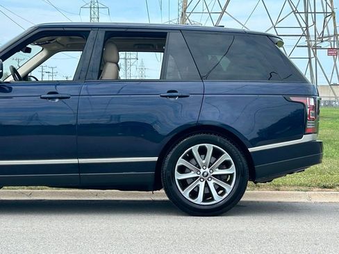 Used 2017 Land Rover Range Rover HSE image 4